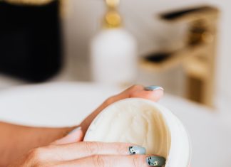 Naturalne kosmetyki do ciała: na jakie marki warto zwrócić uwagę? balsam do ciała