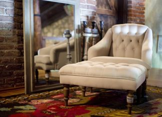 Szezlong – dlaczego warto mieć go w swoich wnętrzach? szezlong