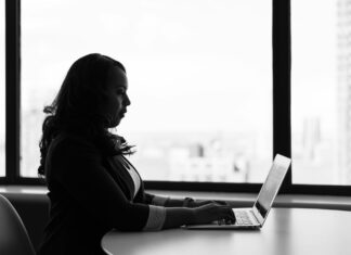 Optymalizacja zarządzania zasobami dzięki inwentaryzacji sprzętu IT optymalizacja IT