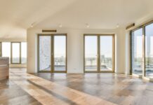 Klasyczne drewniane okna i drzwi w nowoczesnym stylu – idealne połączenie okna drewniane